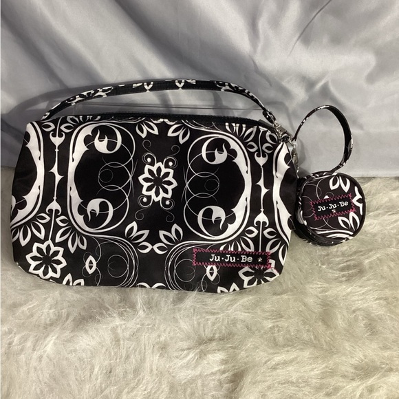 Ju-Ju-Be Large Floral Zippered Black & White Accessories Bag & Small Round Pouch - Picture 2 of 14